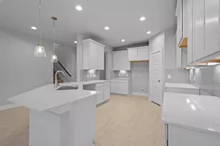 408 Hearthstone Ln, Waller, TX 77484 - Photo 6