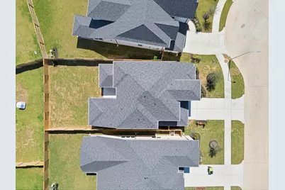 31127 Marlow Manor Court, Fulshear, TX 77441 - Photo 16