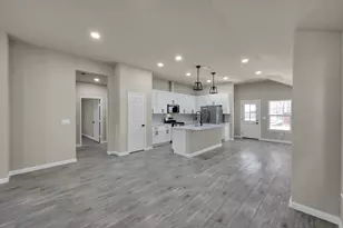 106 Harbor Ct Dr, Conroe, TX 77356 - Photo 6