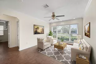 9016 Topaz St, Houston, TX 77063 - Photo 2