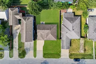 9016 Topaz St, Houston, TX 77063 - Photo 28