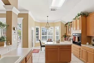 4507 Canyon Crest Dr, League City, TX 77573 - Photo 12