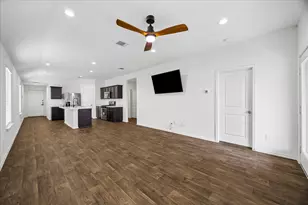 16691 Lonely Pines Dr, Conroe, TX 77302 - Photo 10
