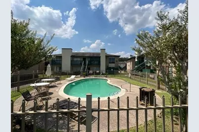 1516 Bay Area Boulevard #B2, Houston, TX 77058 - Photo 26