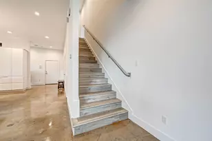 805 Dorothy St, Houston, TX 77007 - Photo 14