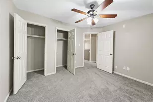 1011 Wentworth Dr, Pearland, TX 77584 - Photo 14