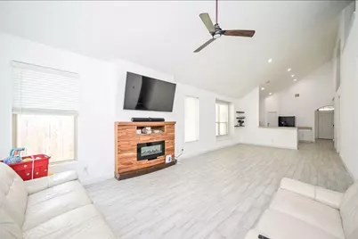 5519 Misted Jasmine Court, Katy, TX 77449 - Photo 10