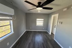 5616 Avenue R, Galveston, TX 77551 - Photo 2