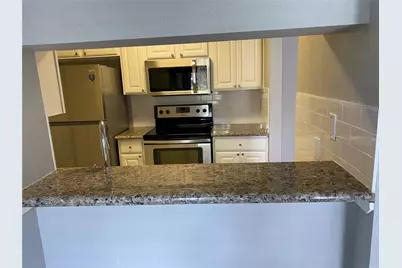 6633 W Airport Boulevard #903, Houston, TX 77035 - Photo 2
