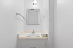 9668 Westview Dr, Houston, TX 77055 - Photo 16