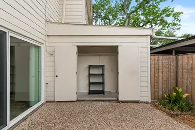 9668 Westview Drive #2, Houston, TX 77055 - Photo 28