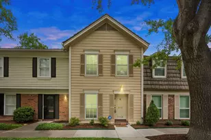 9668 Westview Dr, Houston, TX 77055 - Photo 2