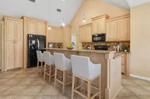 11692 Clark Ln, Conroe, TX 77385 - Photo 8