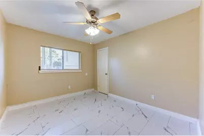 11923 Loveland Pass Drive, Houston, TX 77067 - Photo 4