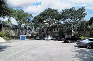 1801 Stoney Brook Dr, Houston, TX 77063 - Photo 28