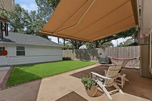 3030 Broadmoor Dr, Sugar Land, TX 77478 - Photo 12