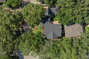 3030 Broadmoor Dr, Sugar Land, TX 77478 - Photo 38