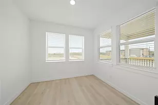 2323 Via Cami Ln, Houston, TX 77051 - Photo 10