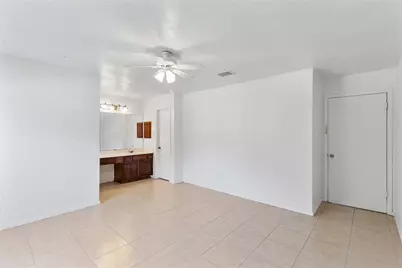 13410 S Thorntree Drive, Houston, TX 77015 - Photo 22