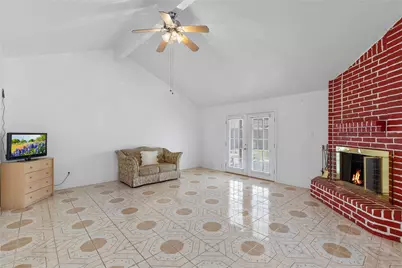 13410 S Thorntree Drive, Houston, TX 77015 - Photo 8