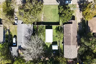 503 Forrest St, Baytown, TX 77520 - Photo 4