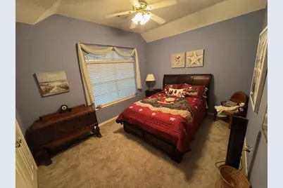 9918 Mossy Tree Lane, Houston, TX 77064 - Photo 10