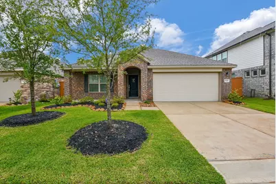 8426 Manta Ray Drive, Cypress, TX 77433 - Photo 1
