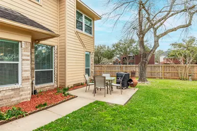 2013 Port Bridge Lane, League City, TX 77573 - Photo 12