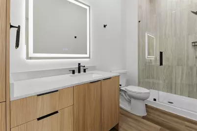 5614 Larkin #E, Houston, TX 77007 - Photo 12