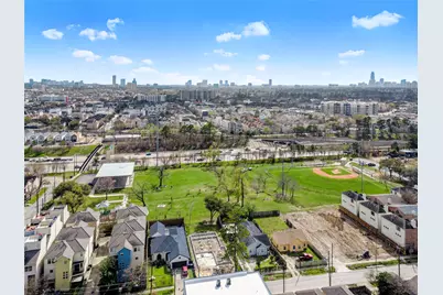 5614 Larkin #E, Houston, TX 77007 - Photo 14