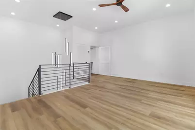 5614 Larkin #E, Houston, TX 77007 - Photo 8