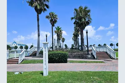 722 & 726 Ramsar Road, Galveston, TX 77550 - Photo 10