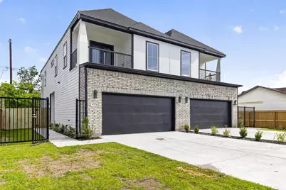 4217 Mallow Street #A/B, Houston, TX 77051 - Photo 2