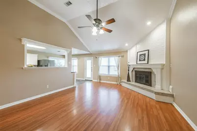 2002 Edinburg Avenue, League City, TX 77573 - Photo 6