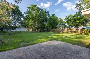 2420 Louisiana St, Beaumont, TX 77702 - Photo 24