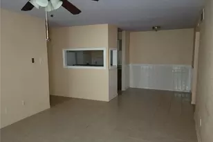 10211 Sugar Branch Dr, Houston, TX 77036 - Photo 4