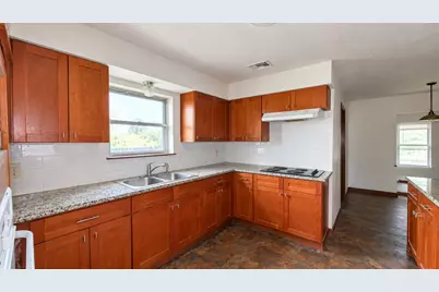3410 Illinois Street, Fresno, TX 77545 - Photo 6