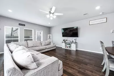 532 N 6th Street, La Porte, TX 77571 - Photo 6