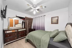 5846 Hirondel St, Houston, TX 77033 - Photo 24