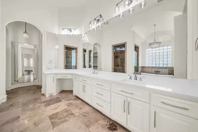 15 Player Green Place, The Woodlands, TX 77382 - Photo 16