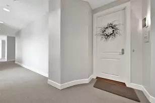 2211 Briarglen Dr, Houston, TX 77027 - Photo 2