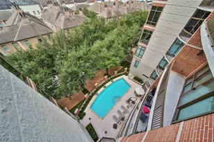 2211 Briarglen Dr, Houston, TX 77027 - Photo 12