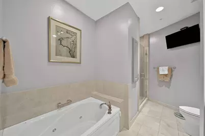 2211 Briarglen Drive #708, Houston, TX 77027 - Photo 16