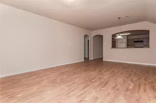 3811 Cary Creek Dr, Baytown, TX 77521 - Photo 4