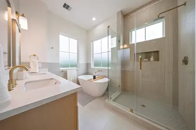 1106 Weiss Street, Houston, TX 77009 - Photo 1