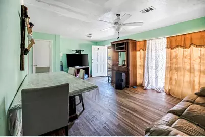 5810 Southgood Street, Houston, TX 77033 - Photo 16