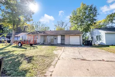 5810 Southgood Street, Houston, TX 77033 - Photo 1