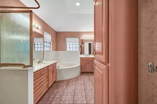 105 Indian Paintbrush, Lake Jackson, TX 77566 - Photo 26