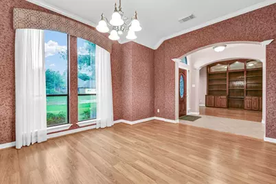 105 Indian Paintbrush, Lake Jackson, TX 77566 - Photo 6