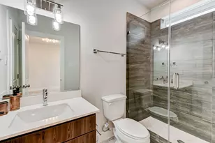 5857 Dolores St, Houston, TX 77057 - Photo 10